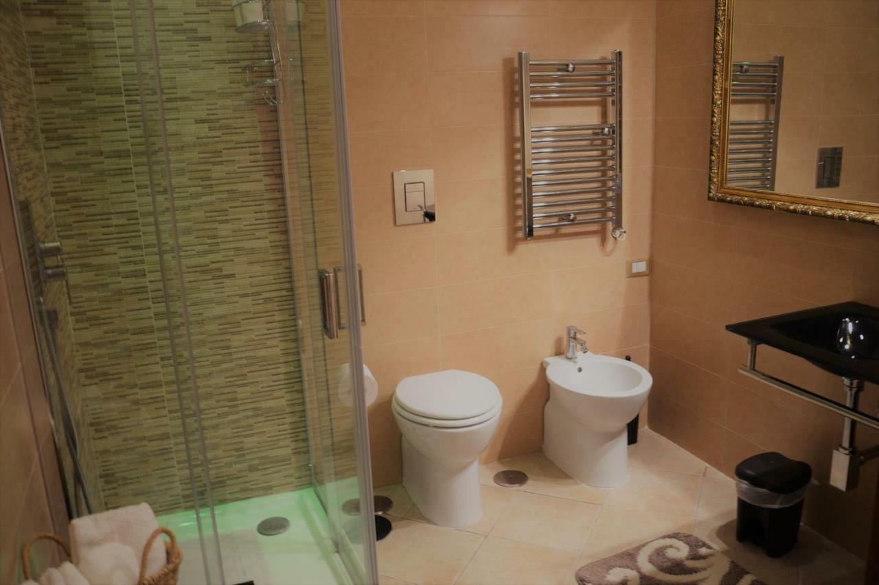 Domus Sanfelice Suite Napoli Exterior foto